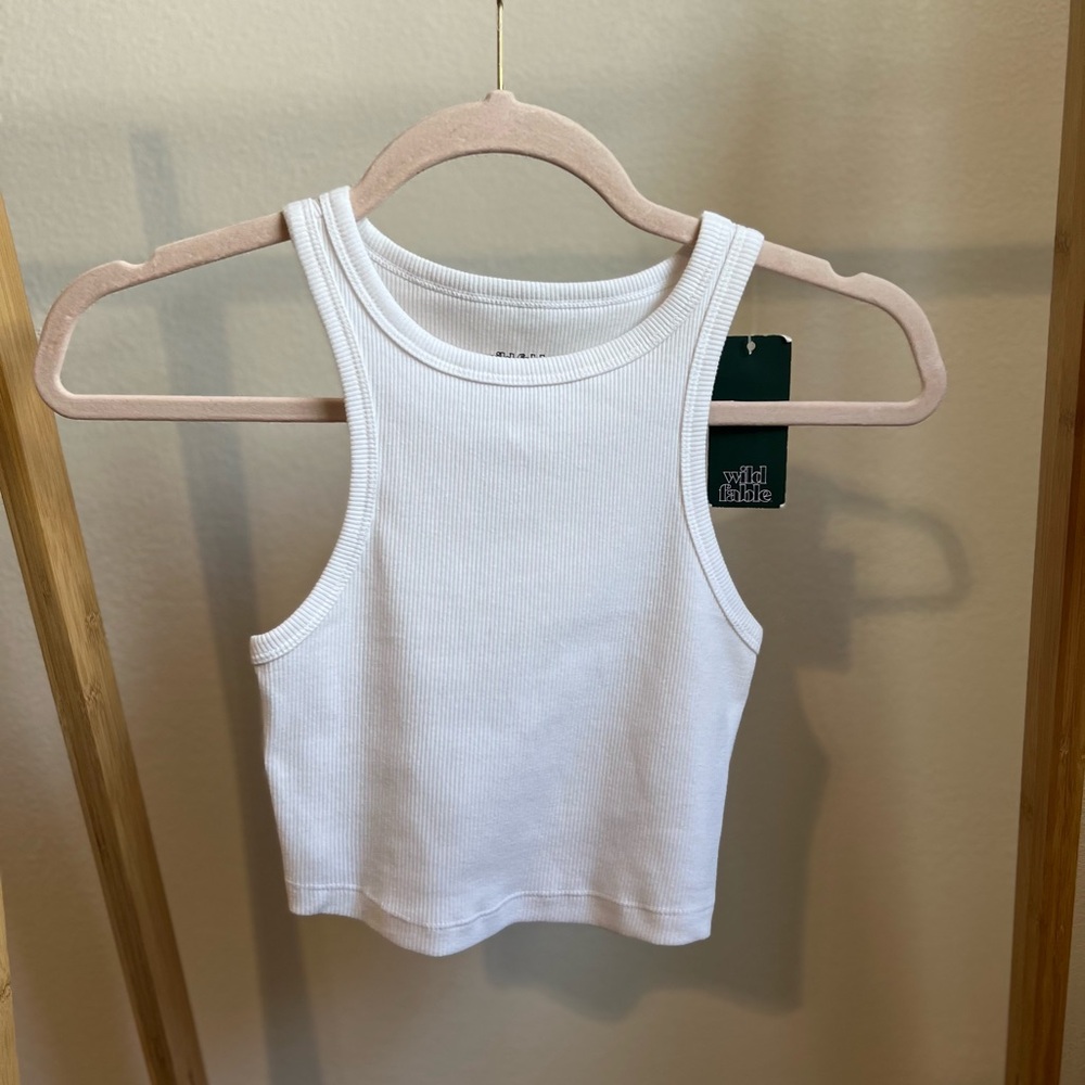 ❌SOLD❌   Women’s cropped tank top